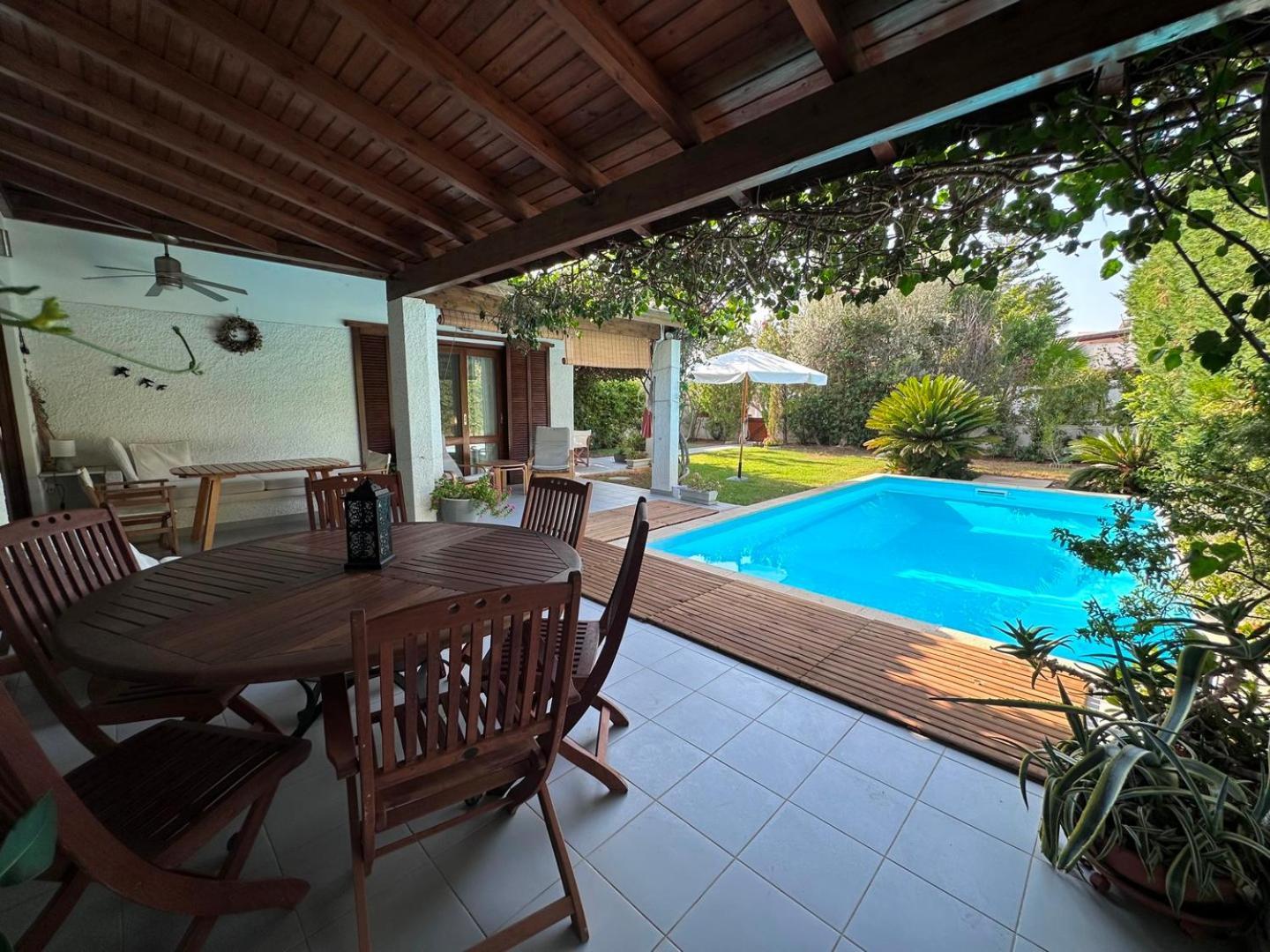 Villa Amy With A Pool In Porto Hydra By Goutos Properties Thermisía Buitenkant foto