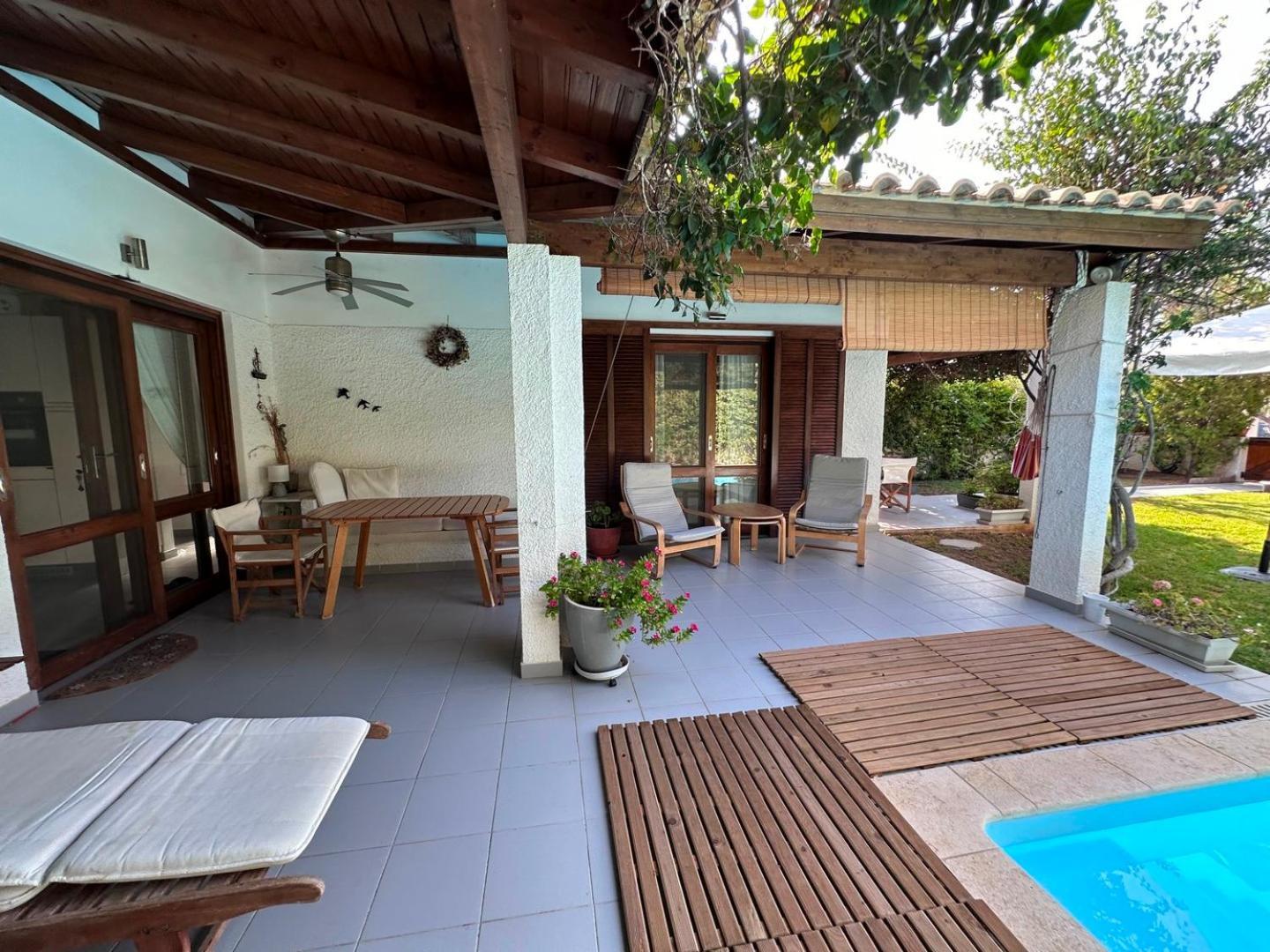 Villa Amy With A Pool In Porto Hydra By Goutos Properties Thermisía Buitenkant foto