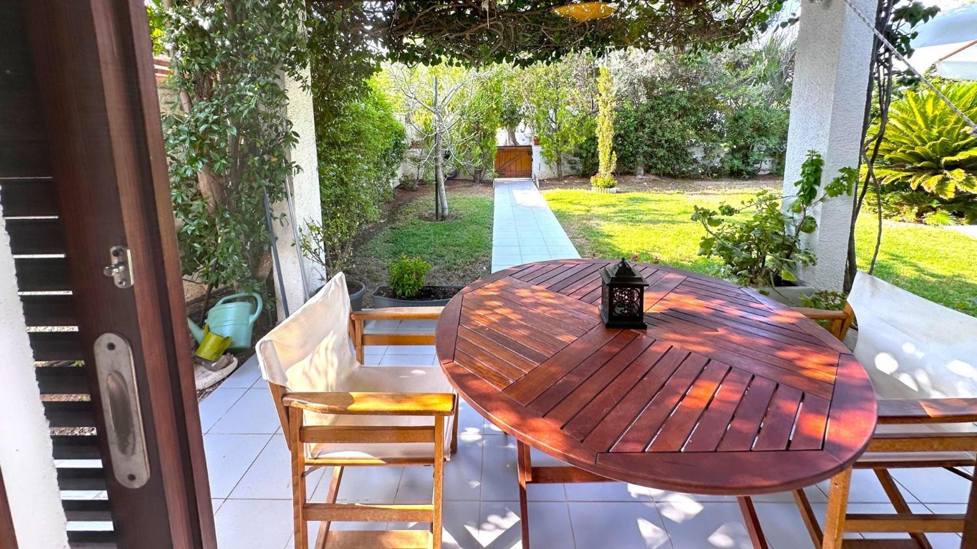 Villa Amy With A Pool In Porto Hydra By Goutos Properties Thermisía Buitenkant foto